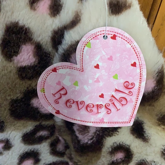 NWT (4T) Toddler girls Reversible fur jacket! - Picture 4 of 7